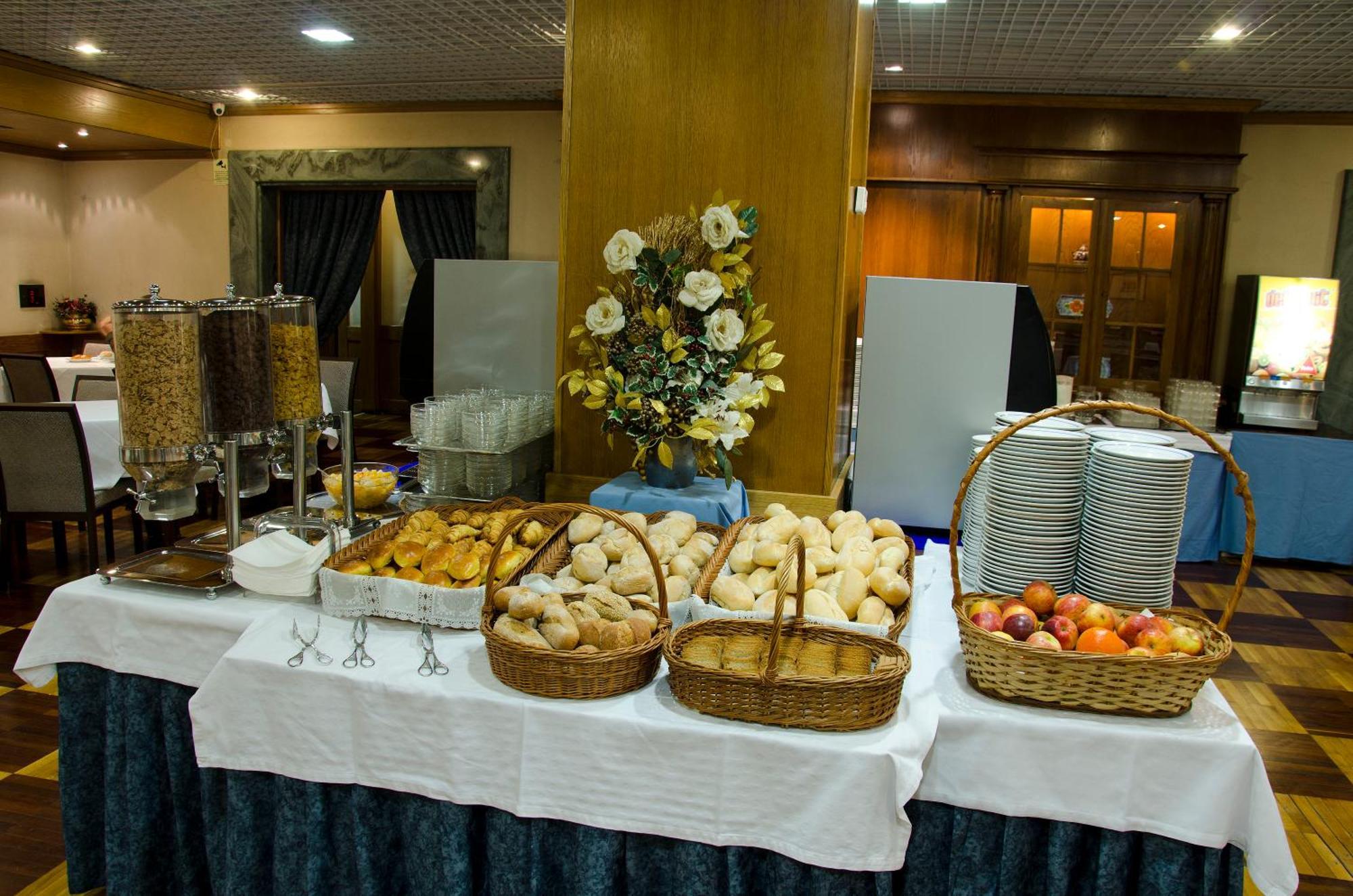 Vip Inn Berna Hotel Lisboa Eksteriør billede
