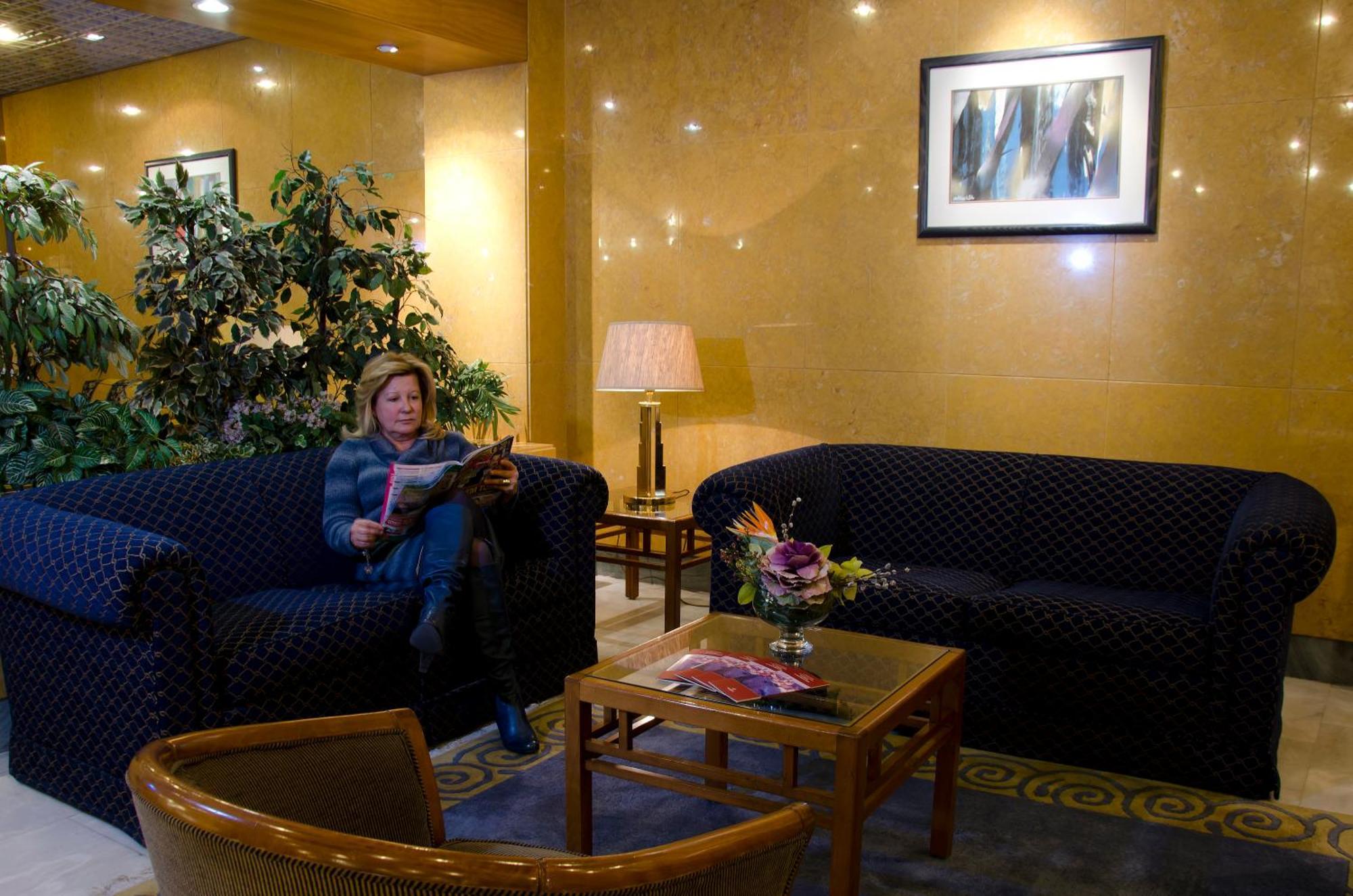 Vip Inn Berna Hotel Lisboa Eksteriør billede