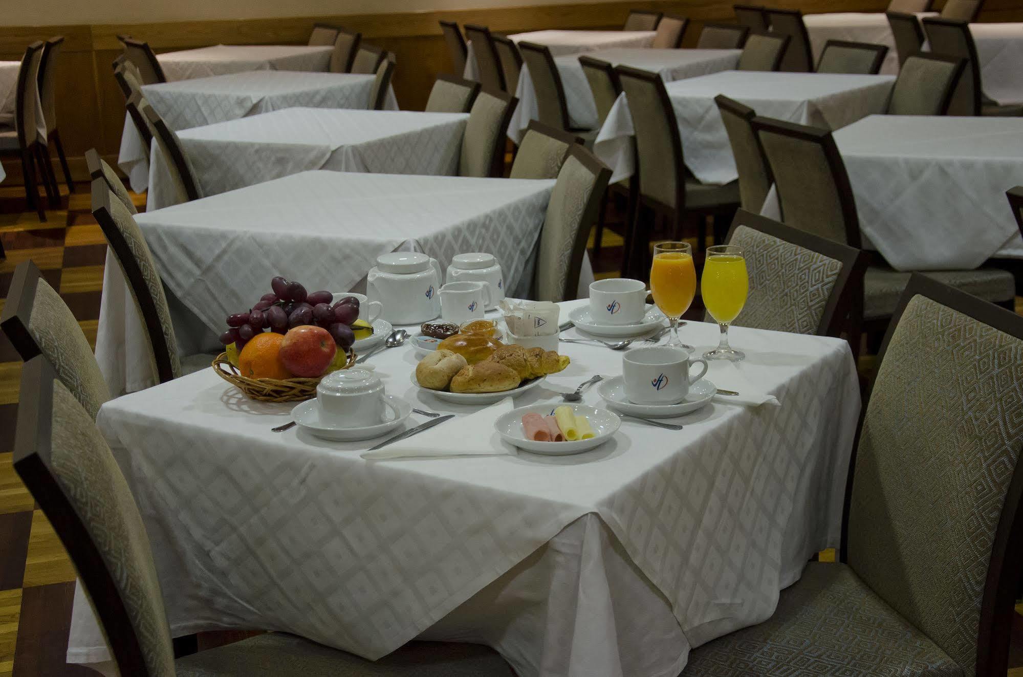 Vip Inn Berna Hotel Lisboa Eksteriør billede